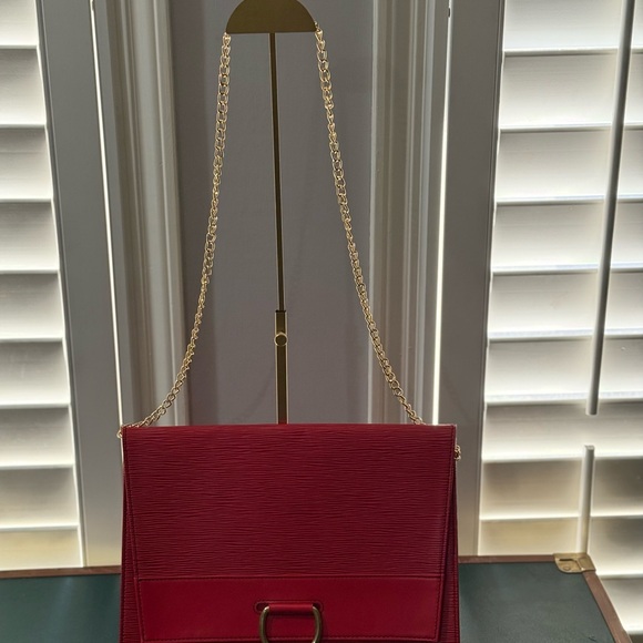 LOUIS VUITTON EPI LEATHER CLUTCH- JENA - Picture 4 of 8